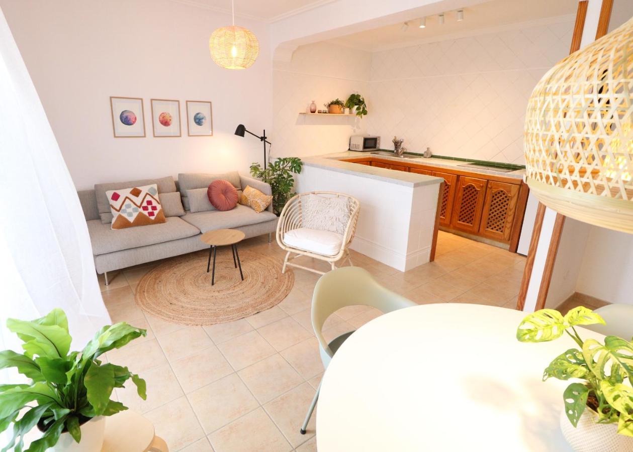 Апартаменты Casa Lea - Central, Cozy And Right By The Beach Коральео Экстерьер фото